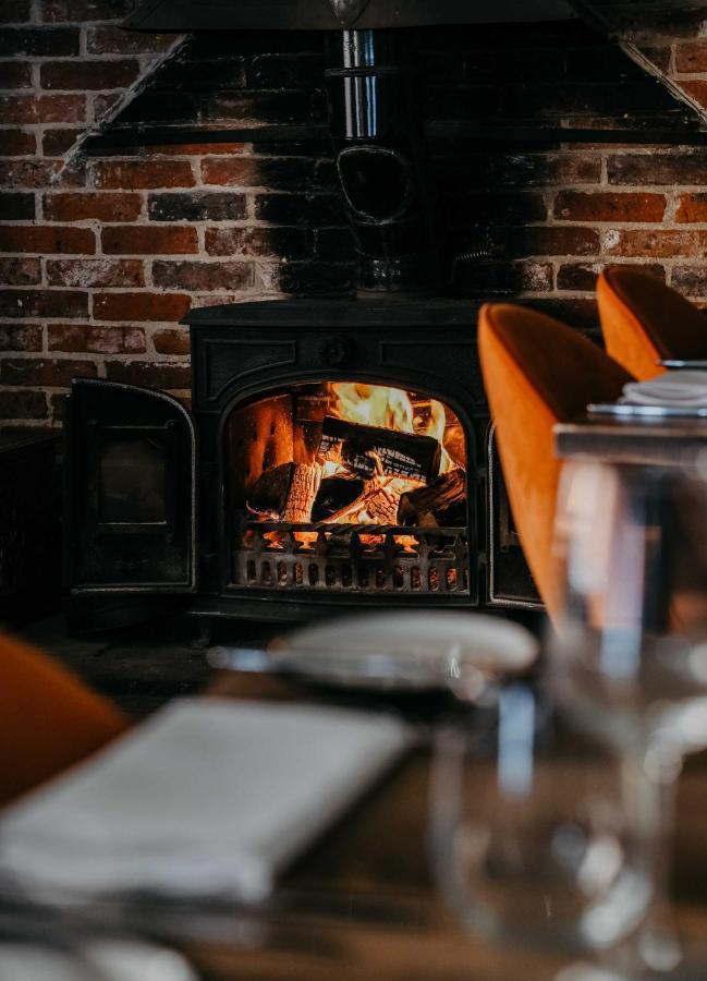 The Black Lion Hotel Little Walsingham Luaran gambar